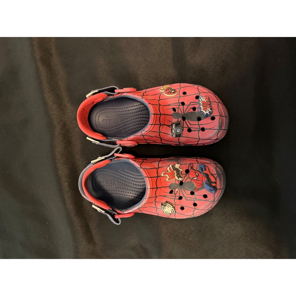 Crocs Marvel Spider-Man Clogs Kids Size J2 Red Blue Web Print Jibbitz Charms